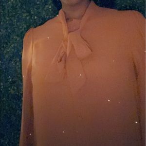 Long sleeved women’s blouse